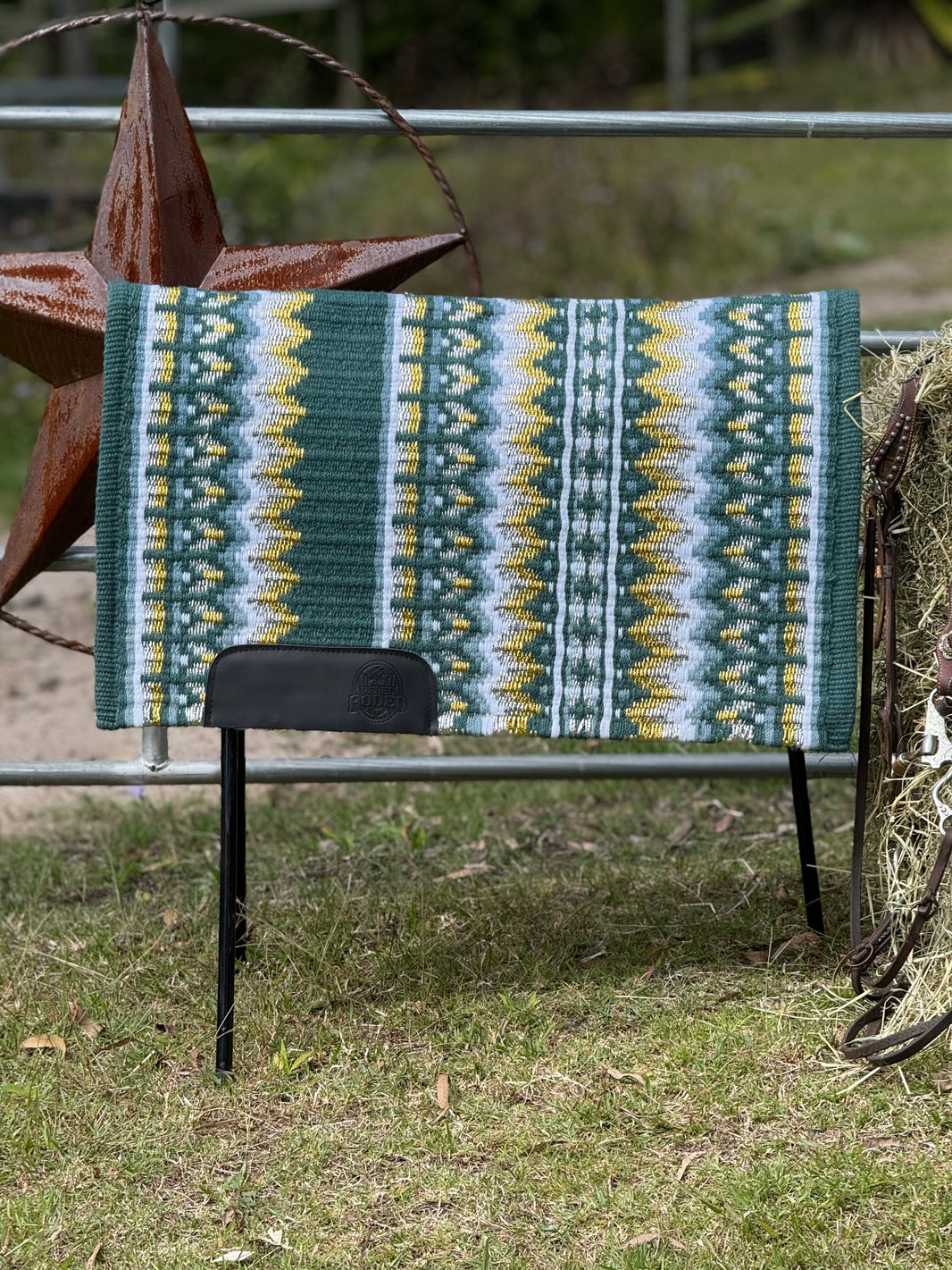 Green Gold Silver - Show Pad