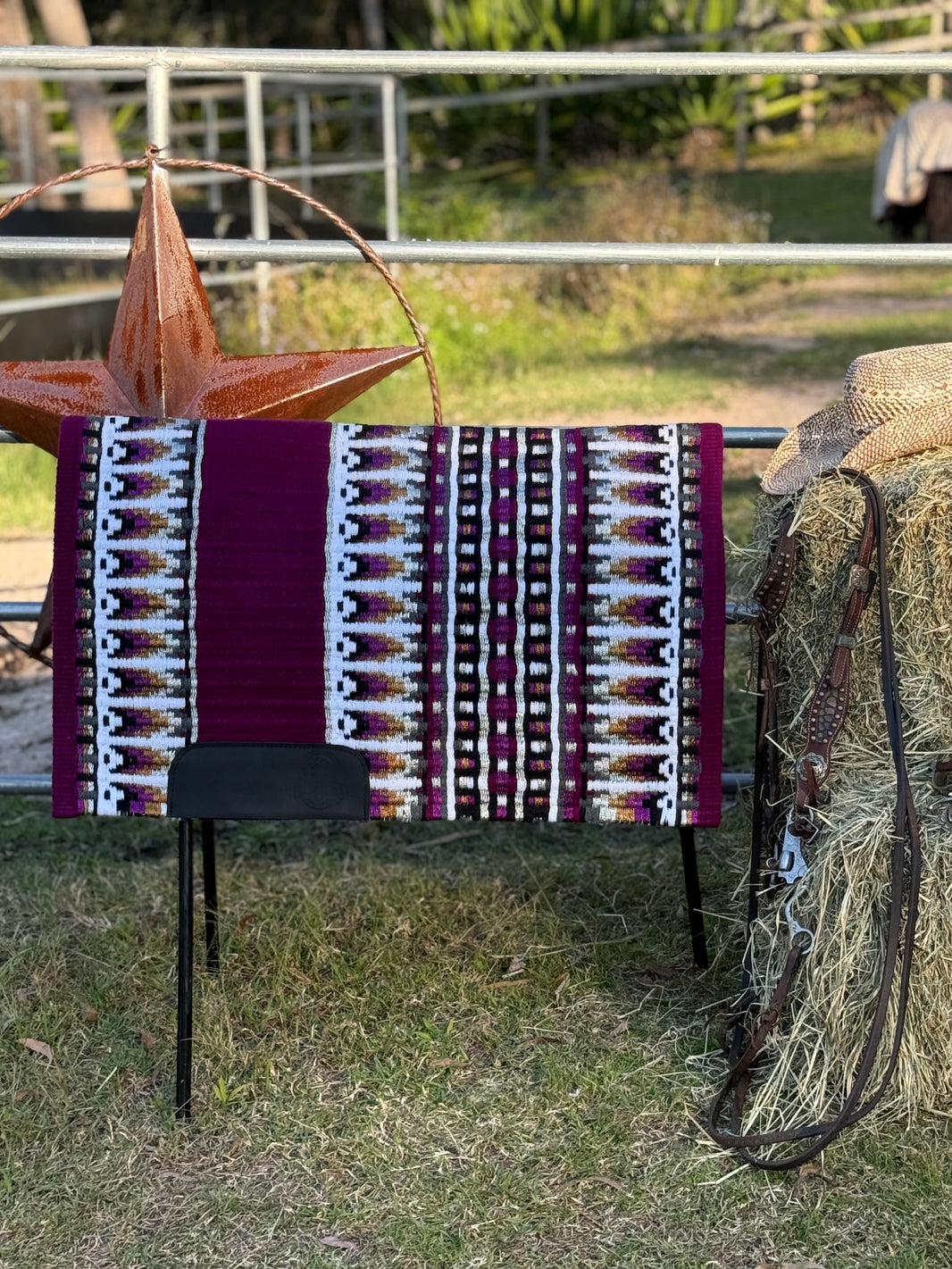 Dark Fuchsia Wine & Metallics - Show Pad