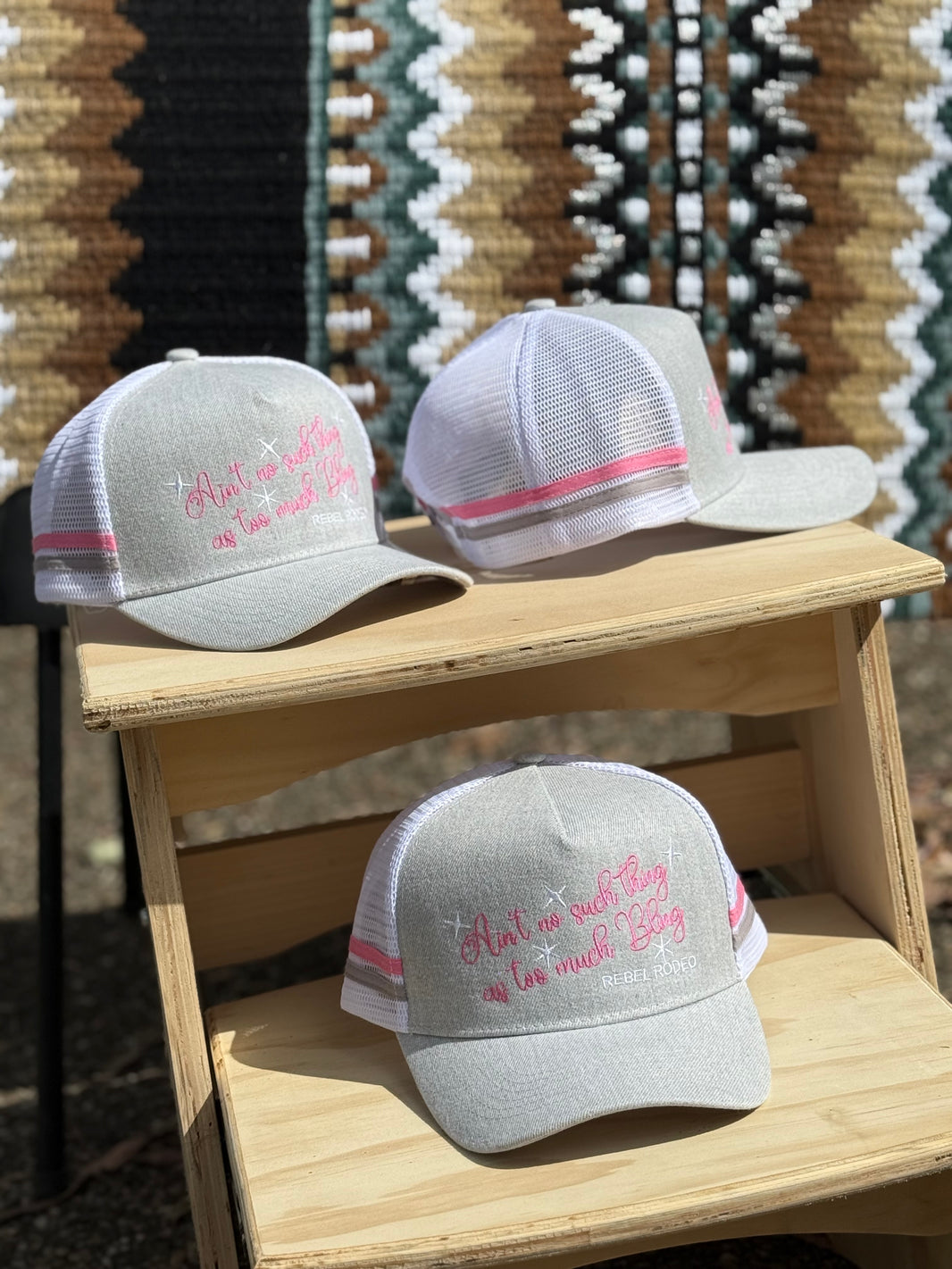 RR Trucker Cap - Motto Pink Grey