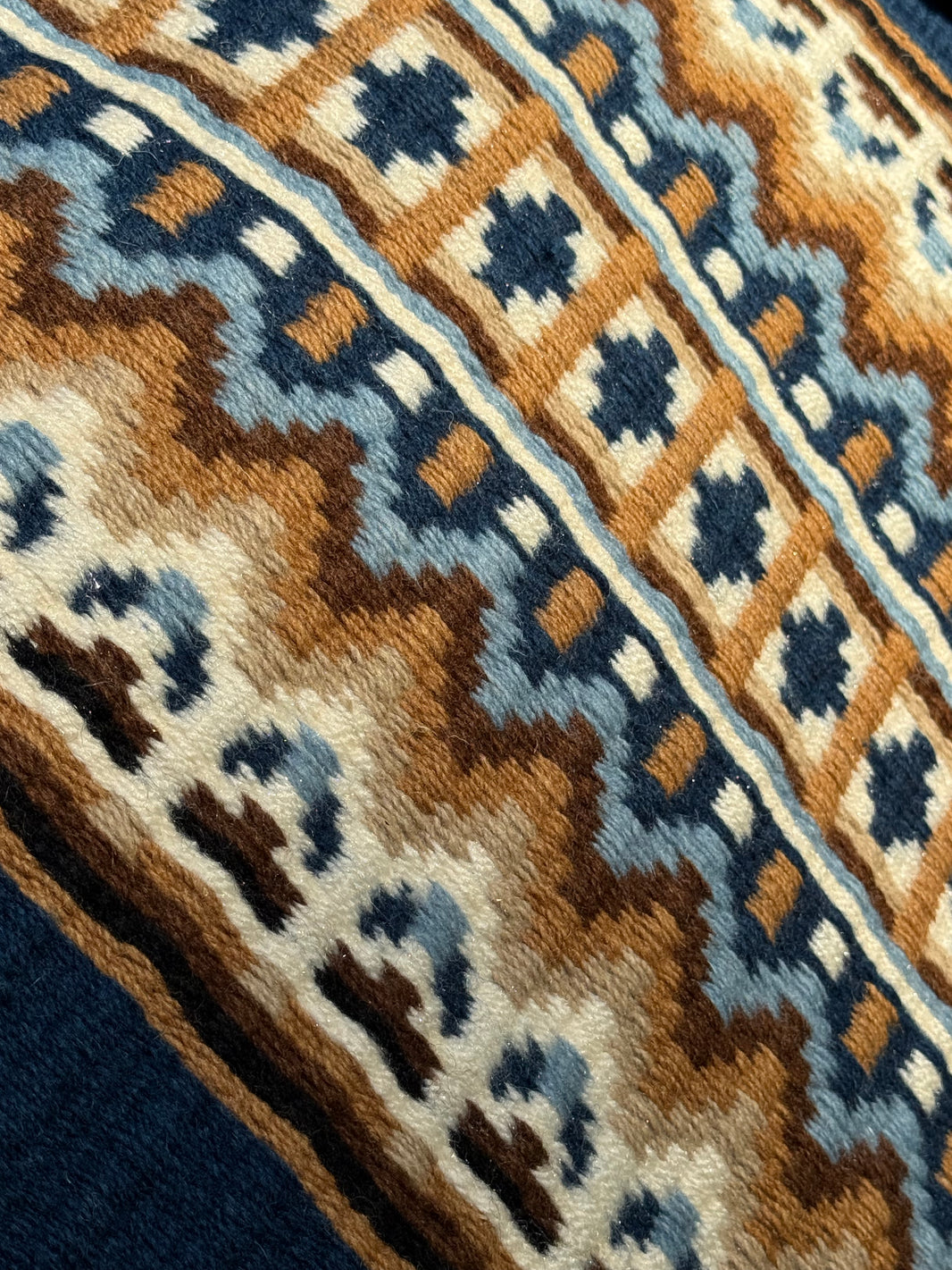 image Navy Periwinkle Brown - Show Pad