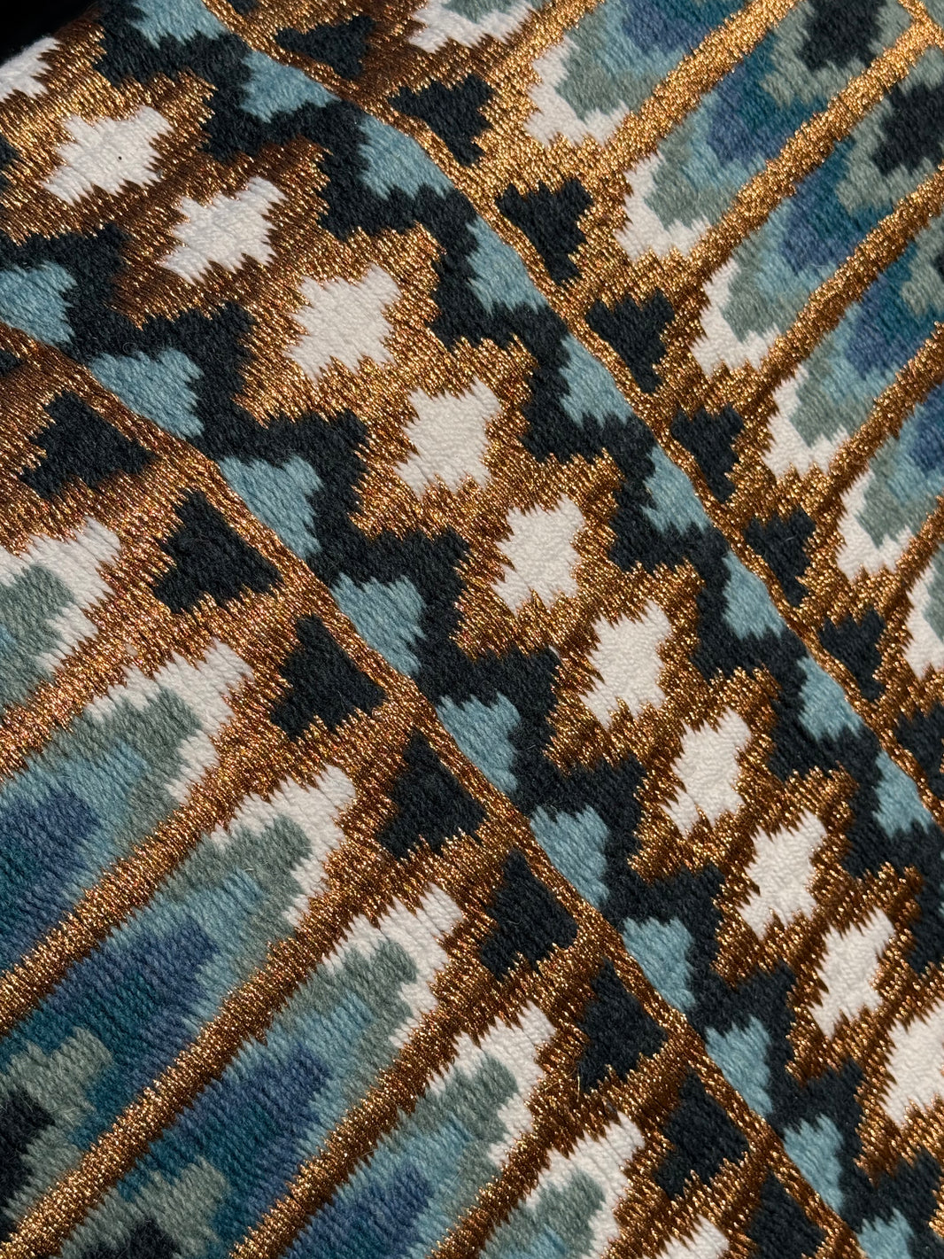 image Ice Blue Bronze - Show Pad