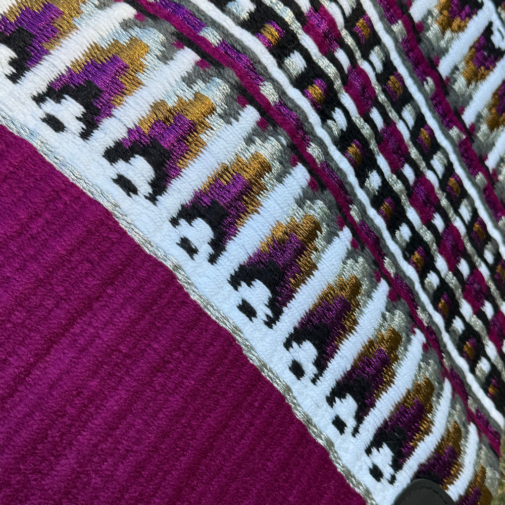 Dark Fuchsia Wine & Metallics - Show Pad