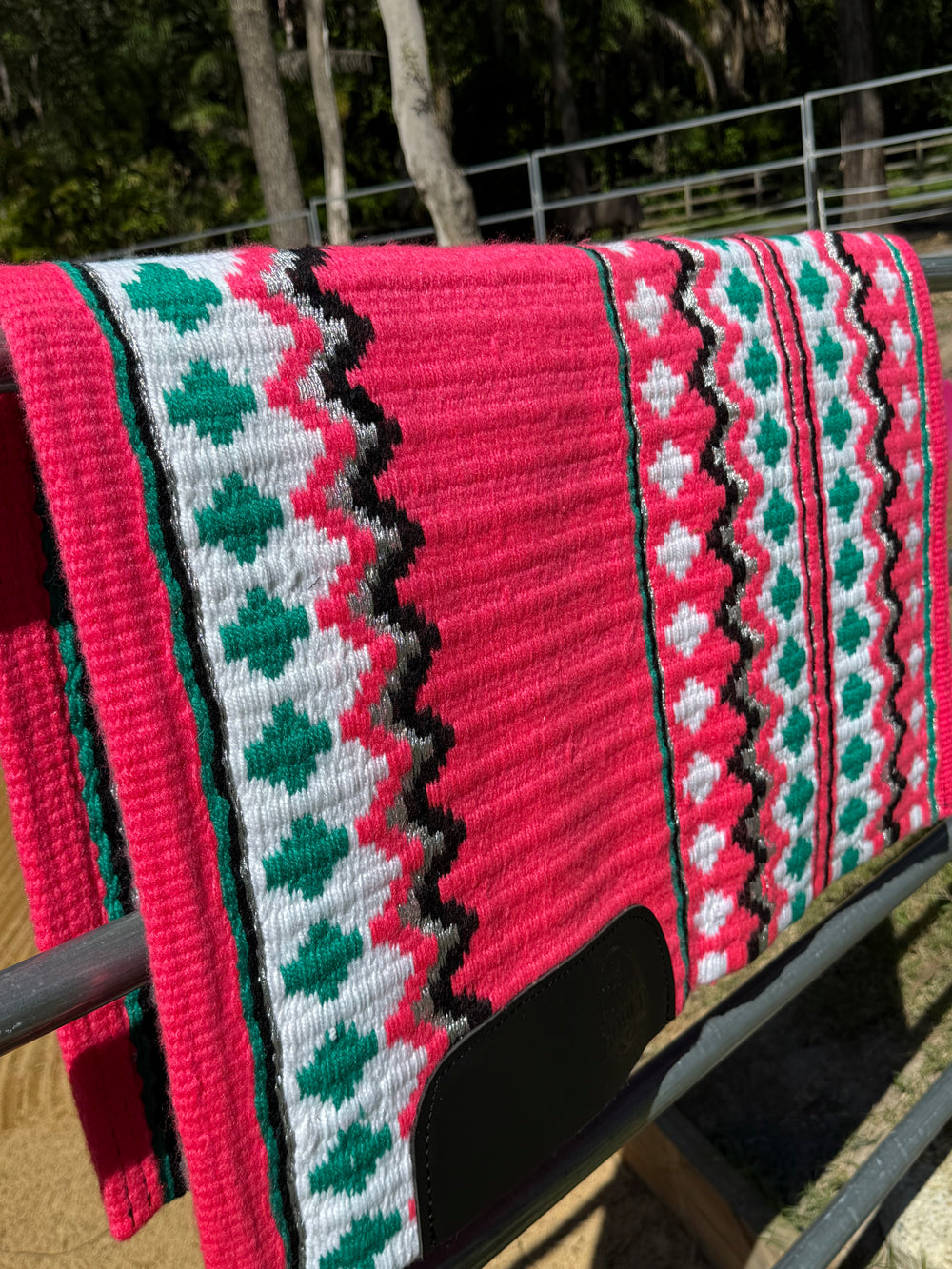 Show Pad - Bling Hot Coral Green Silver