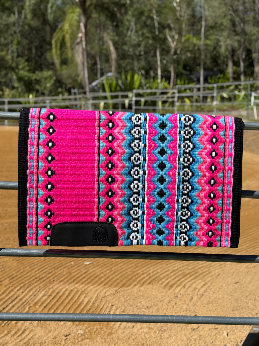 Show Pad - Hot Pink Blue