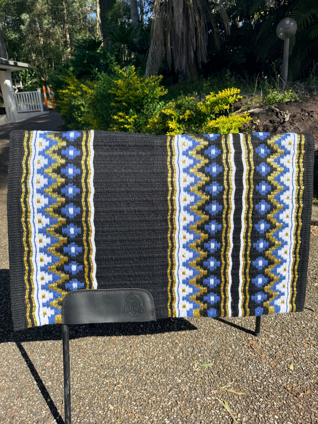 Show Pad - Bling Periwinkle Black Gold