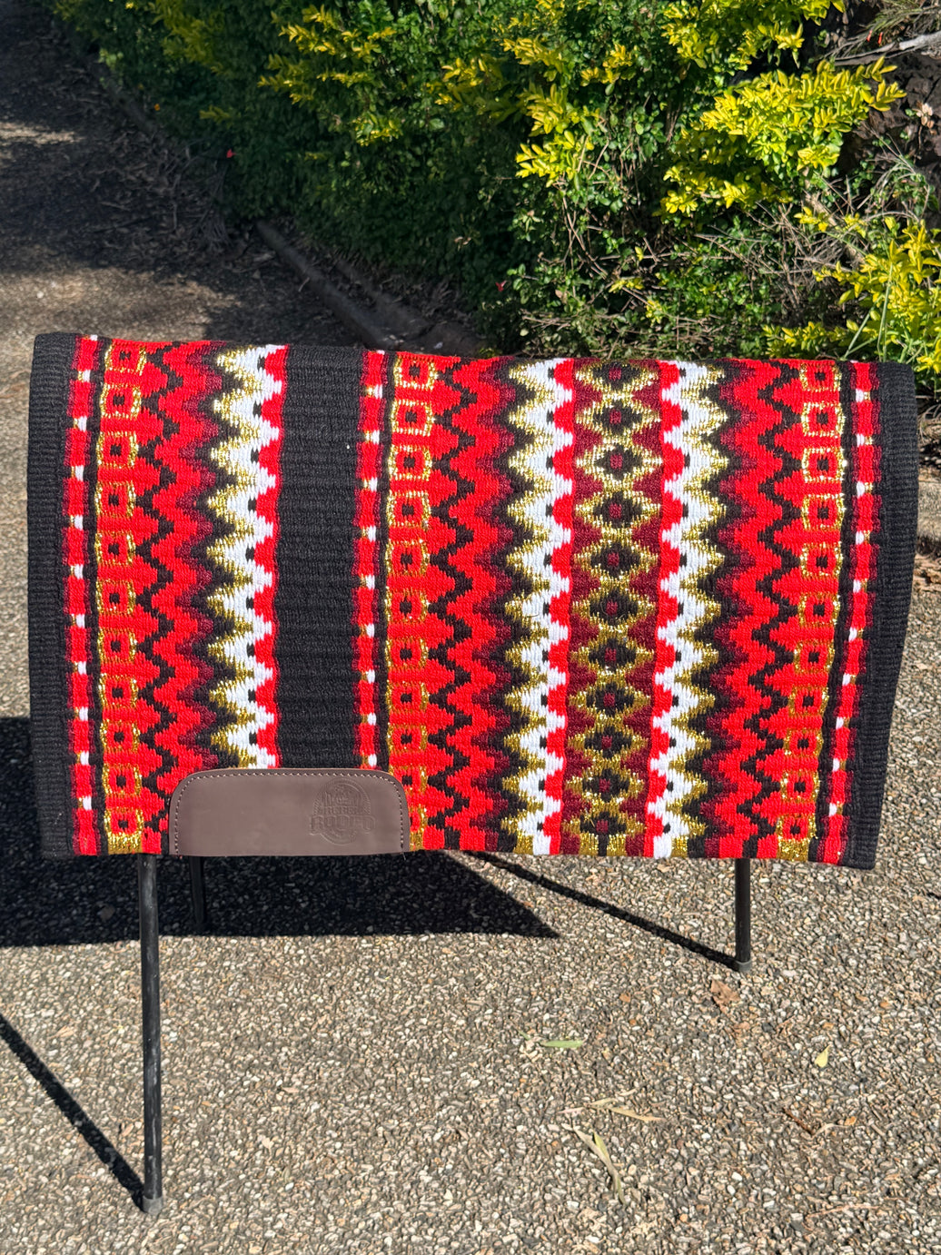 Show Pad - Bling Red Black Gold